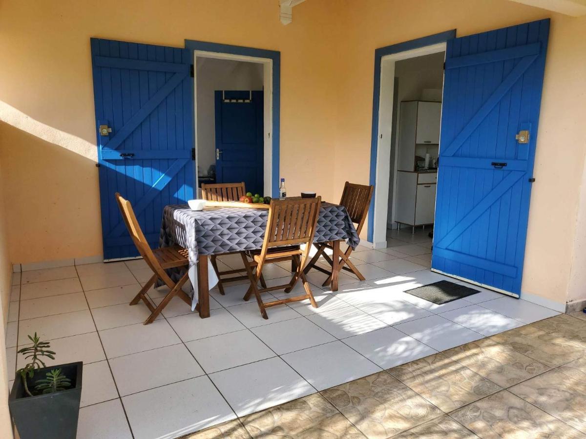 Bel Appartement T2 Avec Vue Sur Palmier Et Mer Sainte-Rose Exterior foto